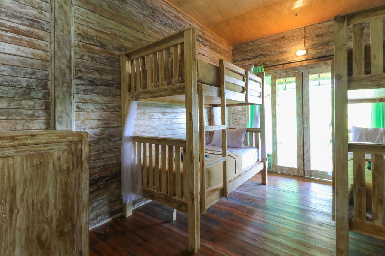 The Green Groves Hostel Nusa Lembongan  Luaran gambar