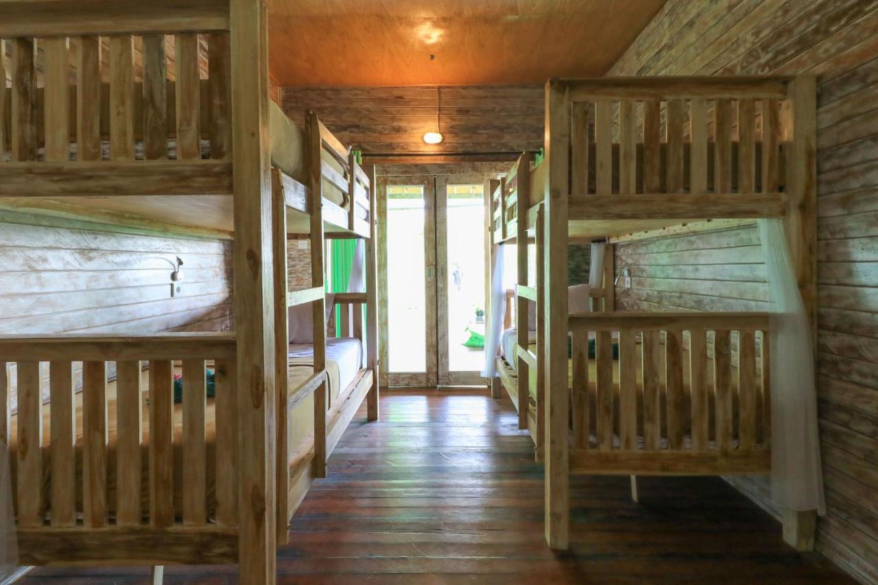 The Green Groves Hostel Nusa Lembongan  Luaran gambar