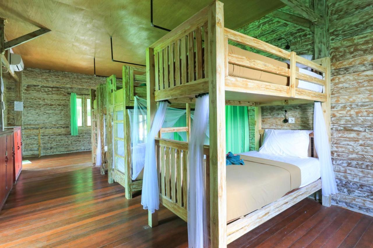 The Green Groves Hostel Nusa Lembongan  Luaran gambar