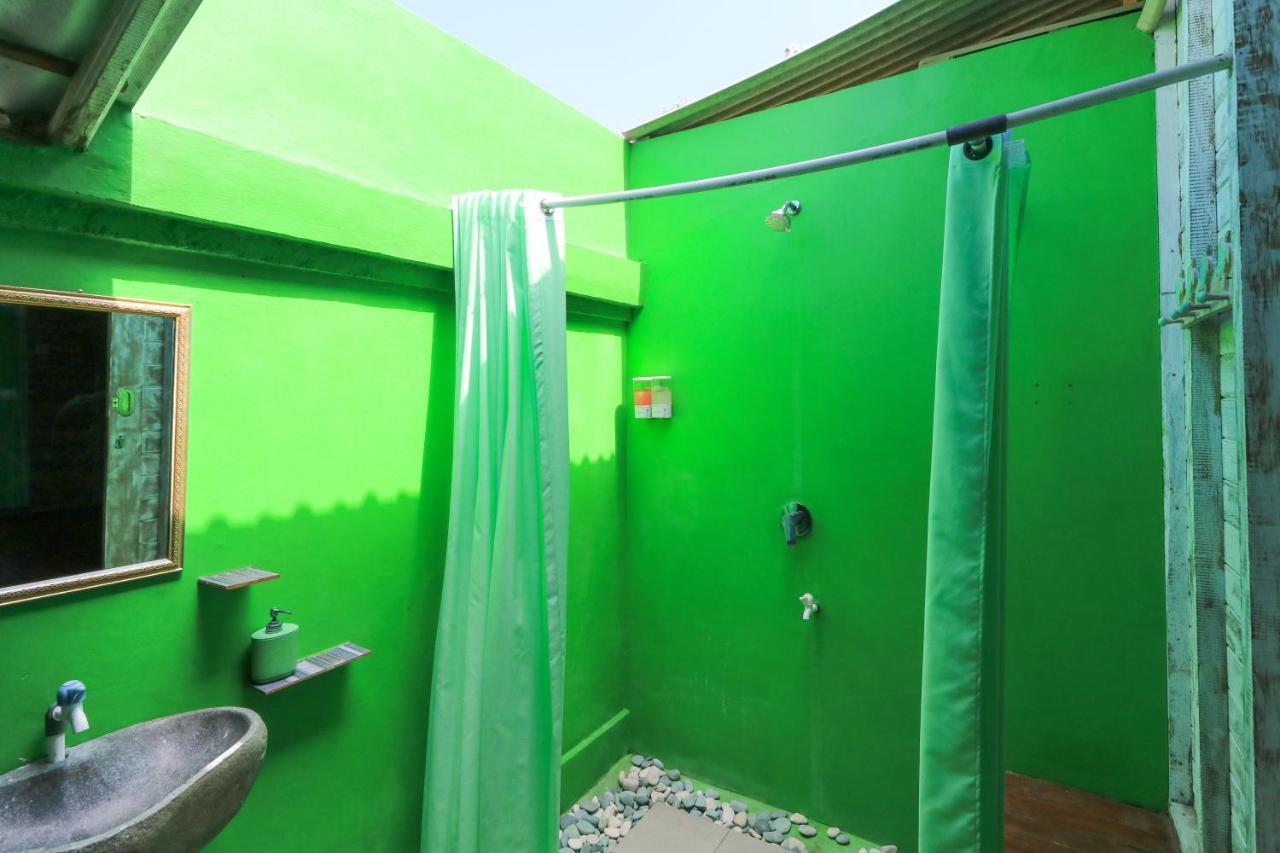 The Green Groves Hostel Nusa Lembongan  Luaran gambar