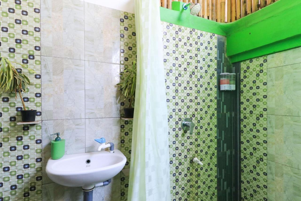 The Green Groves Hostel Nusa Lembongan  Luaran gambar